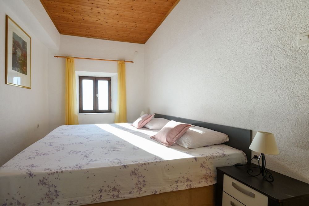 House, 3 Bedrooms, Terrace, Sea View