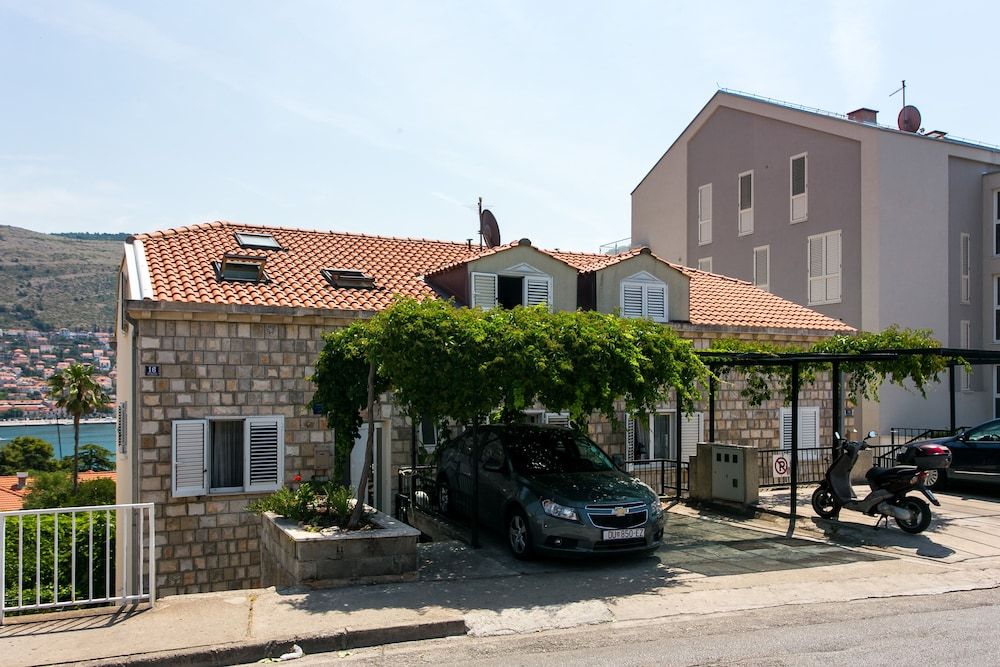 undefined Apartment Lala 2