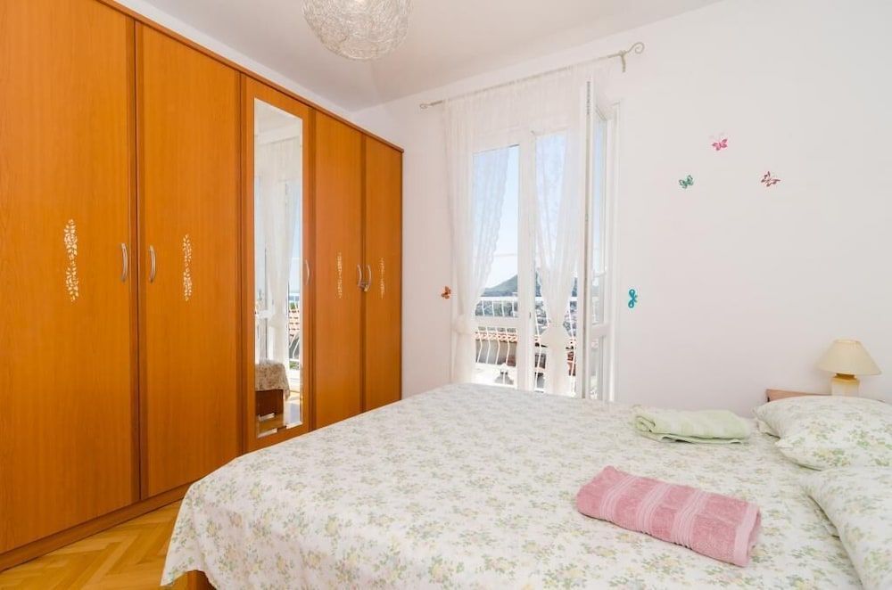 undefined Ivo Guest House 8