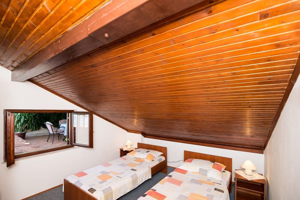 undefined Apartment Srđ 7