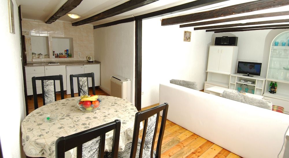 undefined A4 Apartment for Four 2