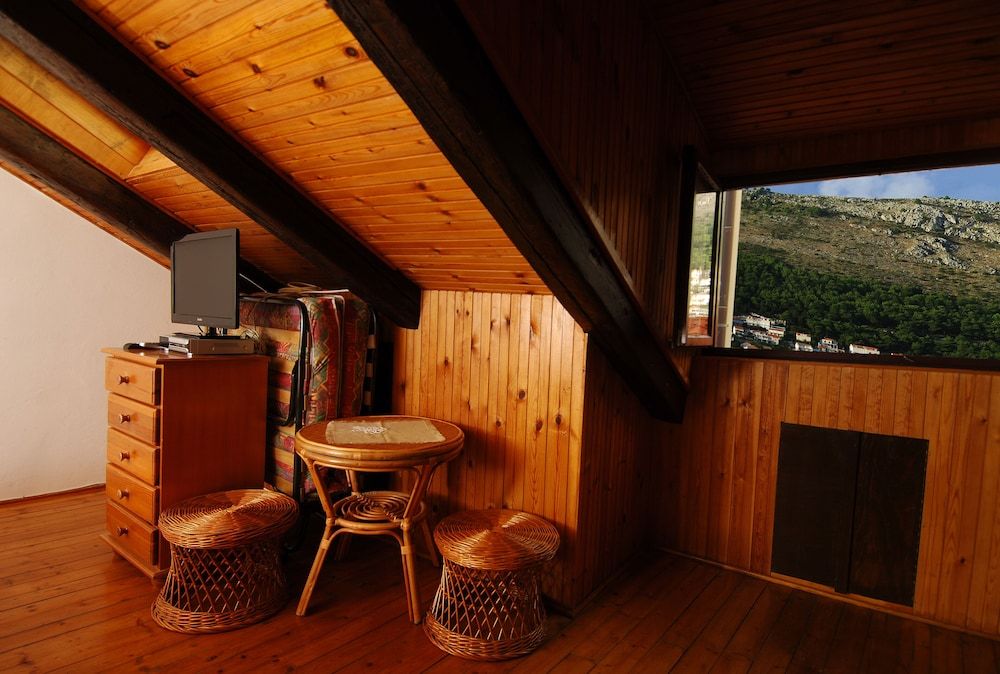 undefined A4 Apartment for Four 4