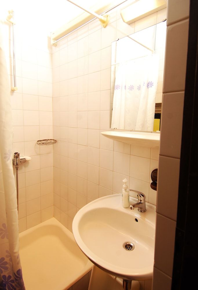 undefined A4 Apartment for Four 8