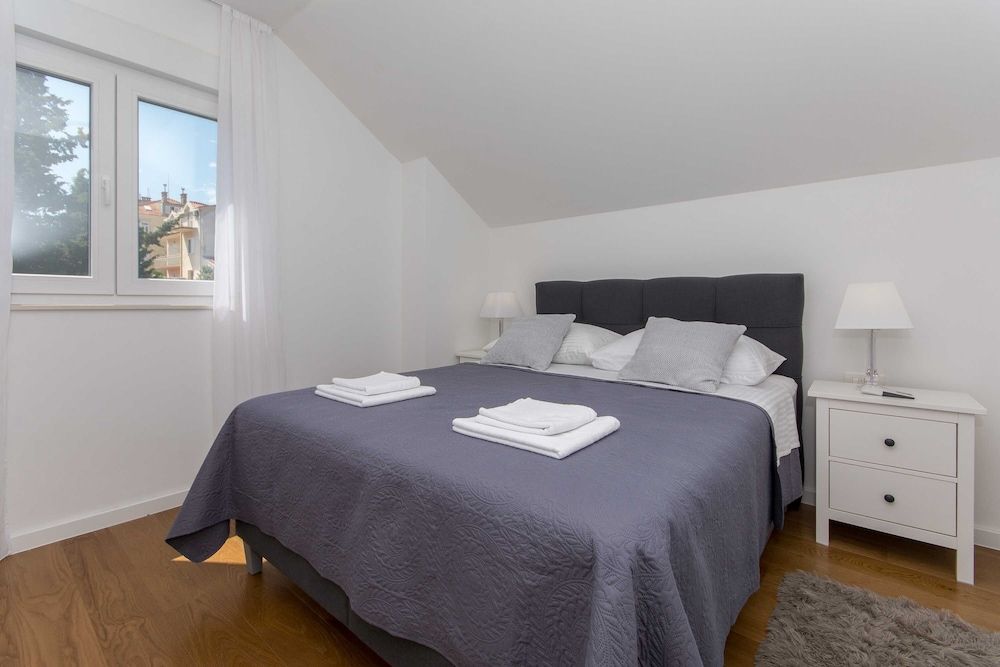 undefined Apartment Gloria