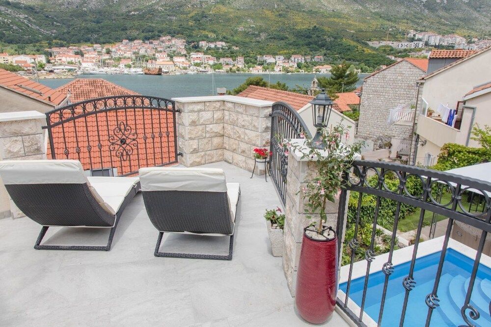 undefined Villa Anita private heated pool 3