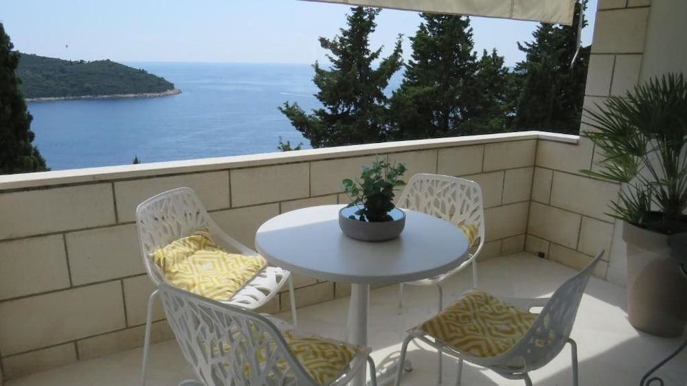 Villa King Deluxe Apartment, 2 Bedrooms 6