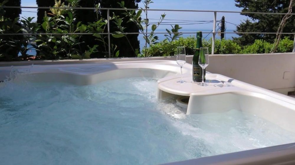 Villa King Deluxe Apartment 8