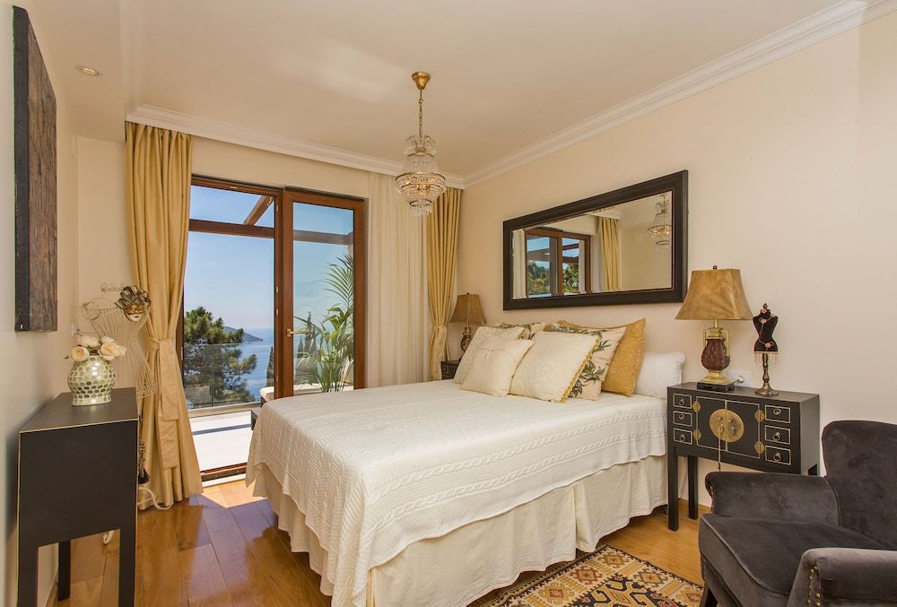 Luxury Villa Dolce Vita with Pool Luxury Villa, Private Pool 5