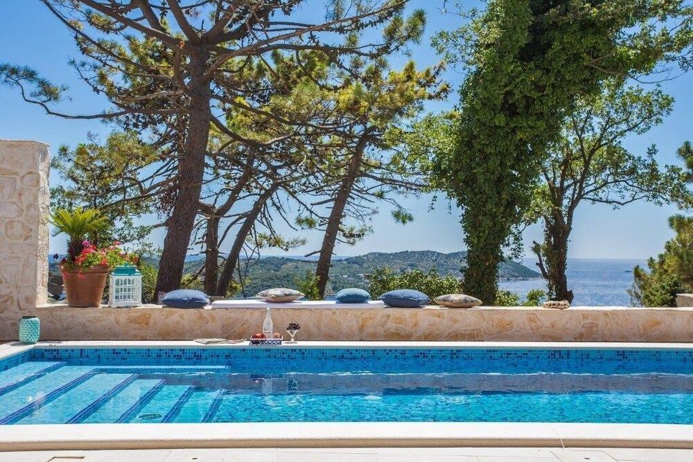 undefined Luxury Villa Dolce Vita with Pool 10