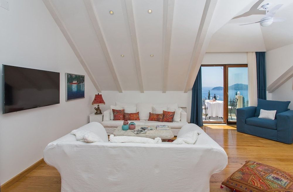 Luxury Villa Dolce Vita with Pool Luxury Villa, Private Pool 12