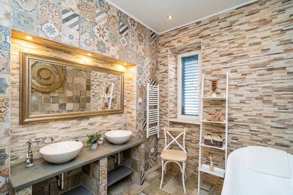 Villa Adrian Villa (Six Bedroom Villa with Swimming pool ) 22