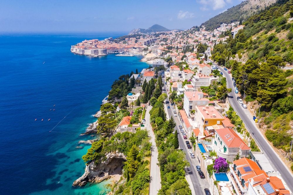 Villa Adrian Villa (Six Bedroom Villa with Swimming pool ) 16