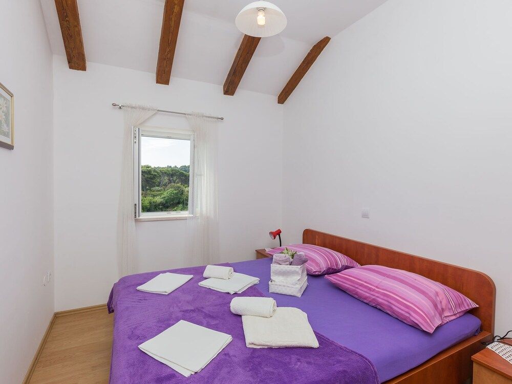 undefined Cosy Villa in Kolocep With Garden 5