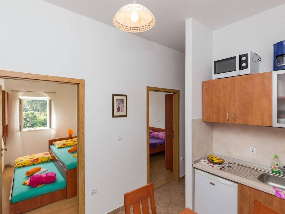 undefined Cosy Villa in Kolocep With Garden 8