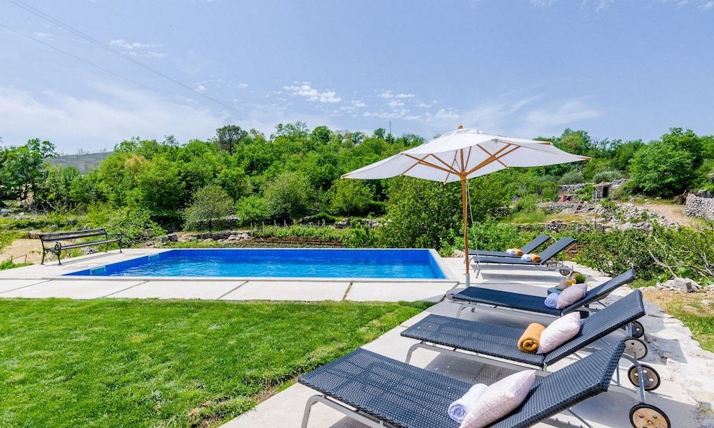 undefined Villa Majkovica 6