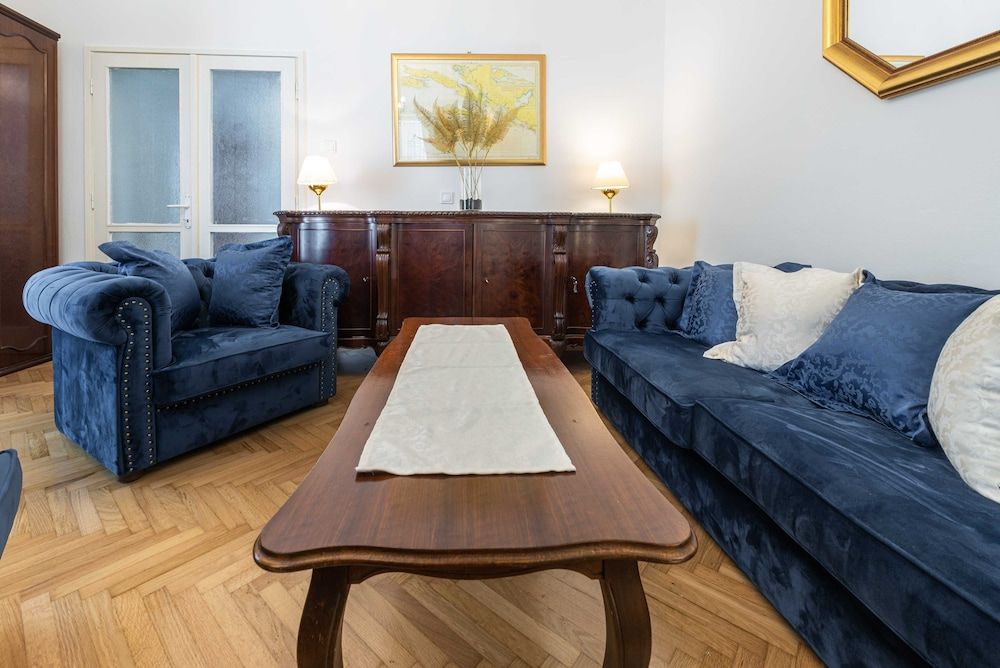 Villa Ida Villa (Five-Bedroom Villa with Swimming Pool) 15