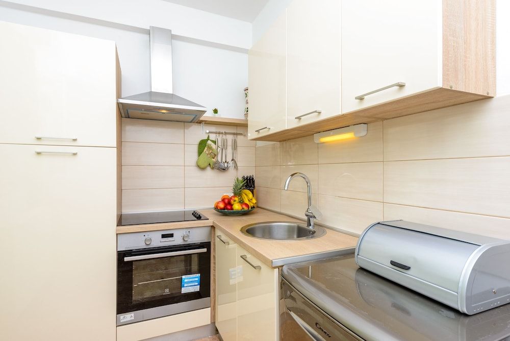 Villa Ida Villa (Five-Bedroom Villa with Swimming Pool) 9