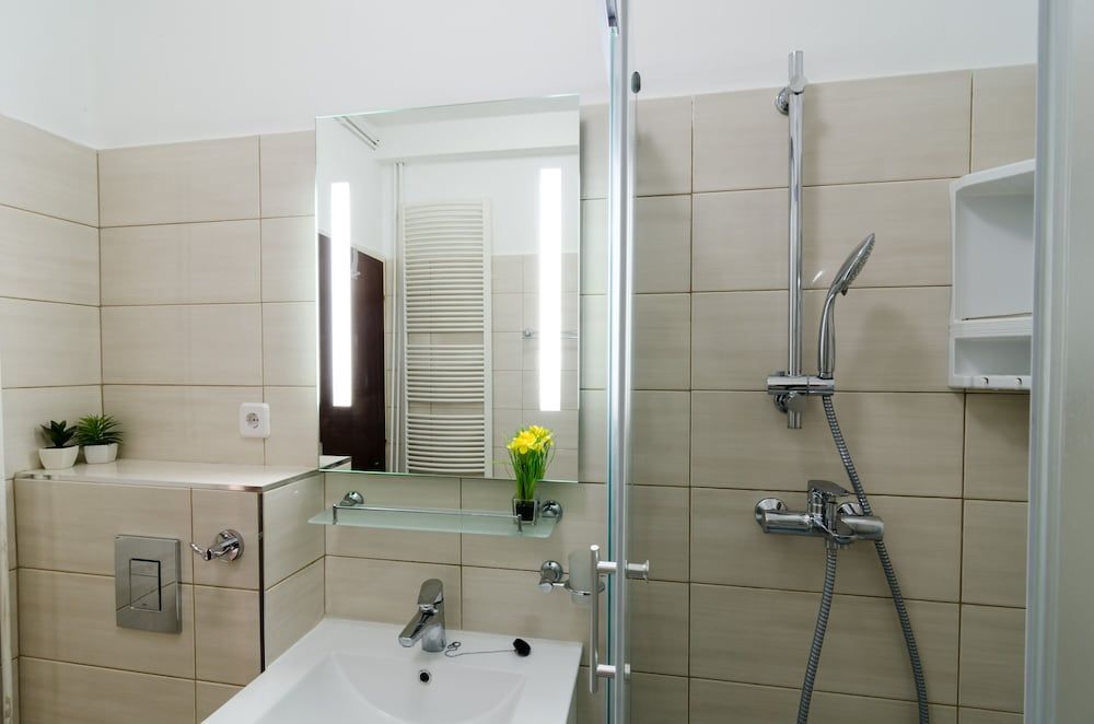 Villa Ida Villa (Five-Bedroom Villa with Swimming Pool) 10