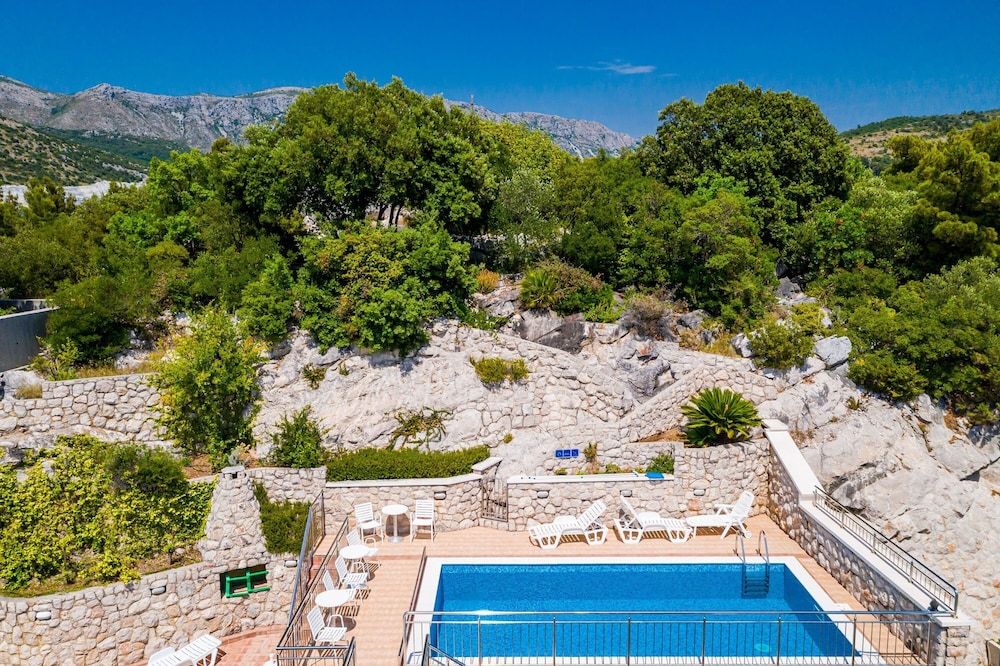 Villa Borna Apartments Studio (Deluxe Studio Apartment (2 Adults)) 7