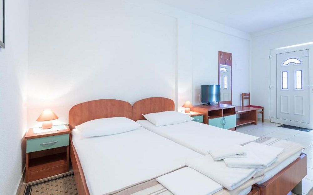 undefined Villa Borna Apartments 10