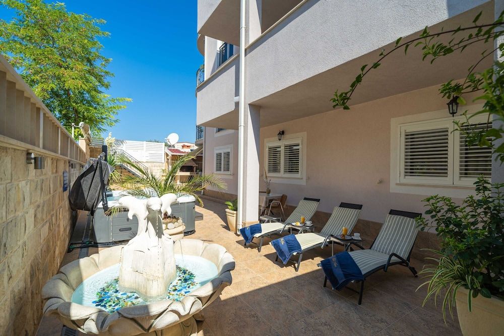 Villa Aura - Adult Only Studio (Comfort Studio Apartment 8 with share) 6