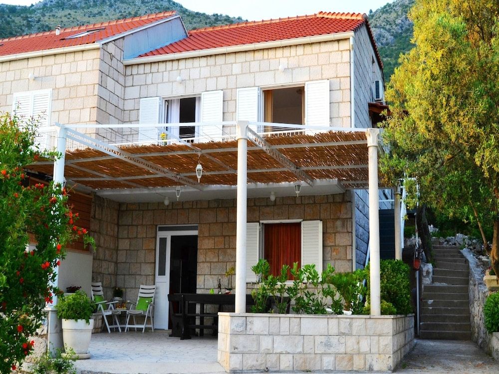 undefined Villa Lina 3