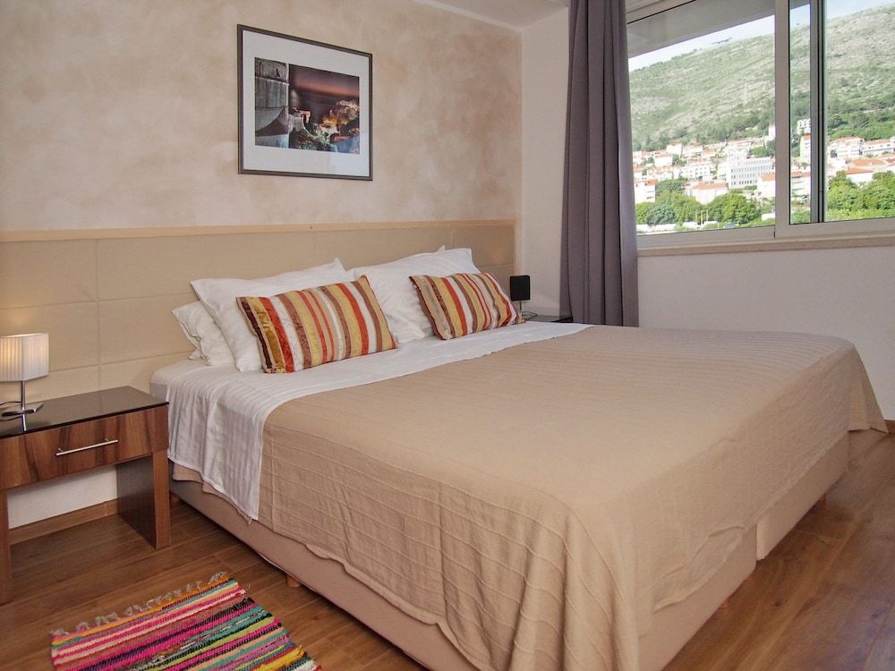 undefined Apartments Xandy 6