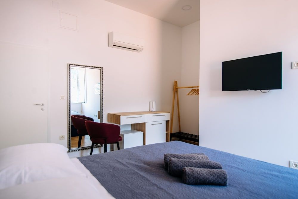 undefined Art Deco Rooms by DuHomes 2