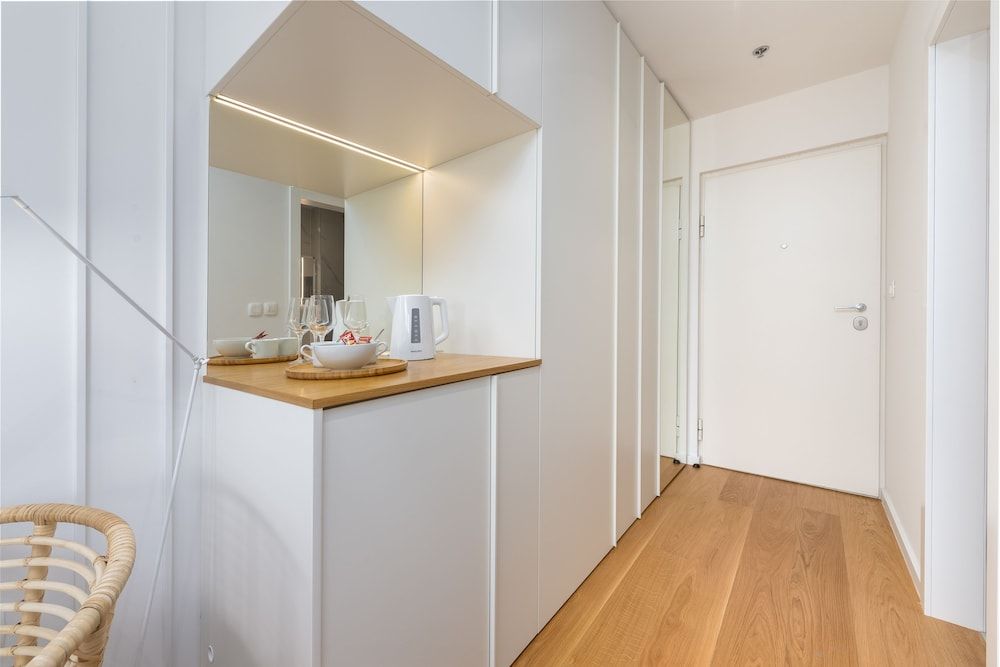 City Residences Deluxe Double Room, City View 12