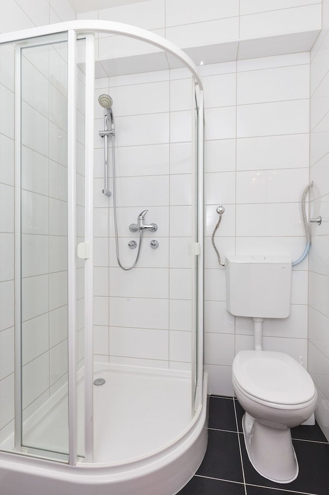 Villa Celenca Apartment, 1 Bedroom 3