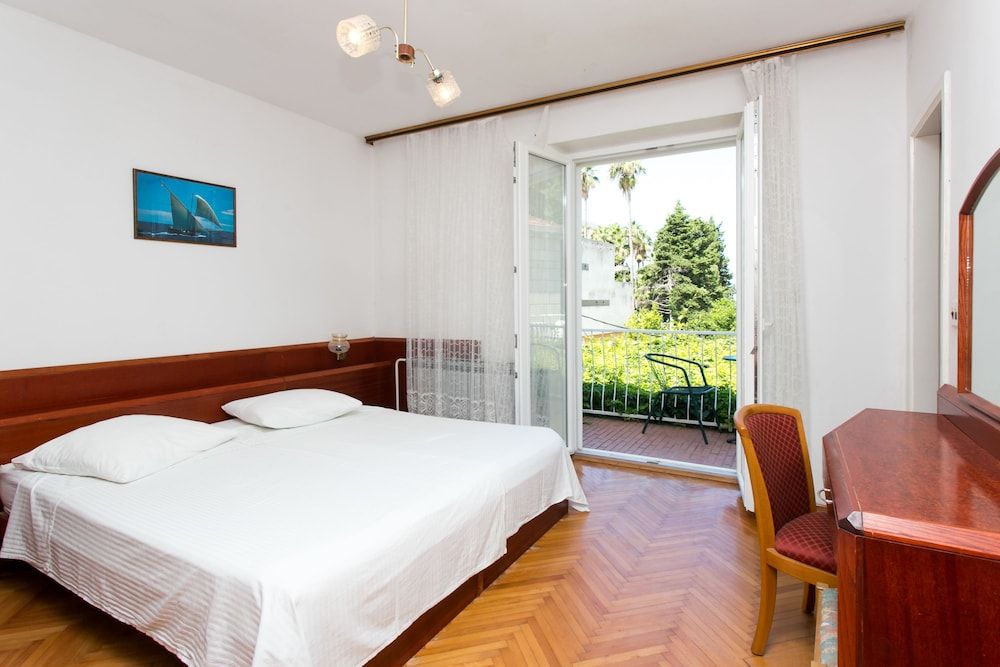 Double or Twin Room, Balcony