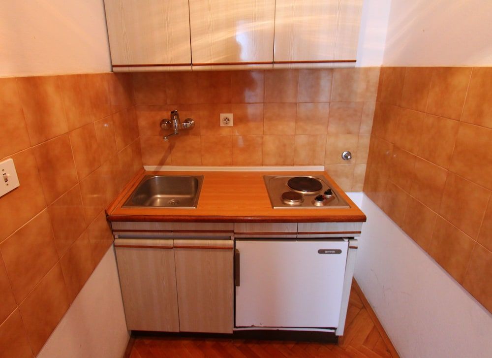 Studio, 1 King Bed, Balcony