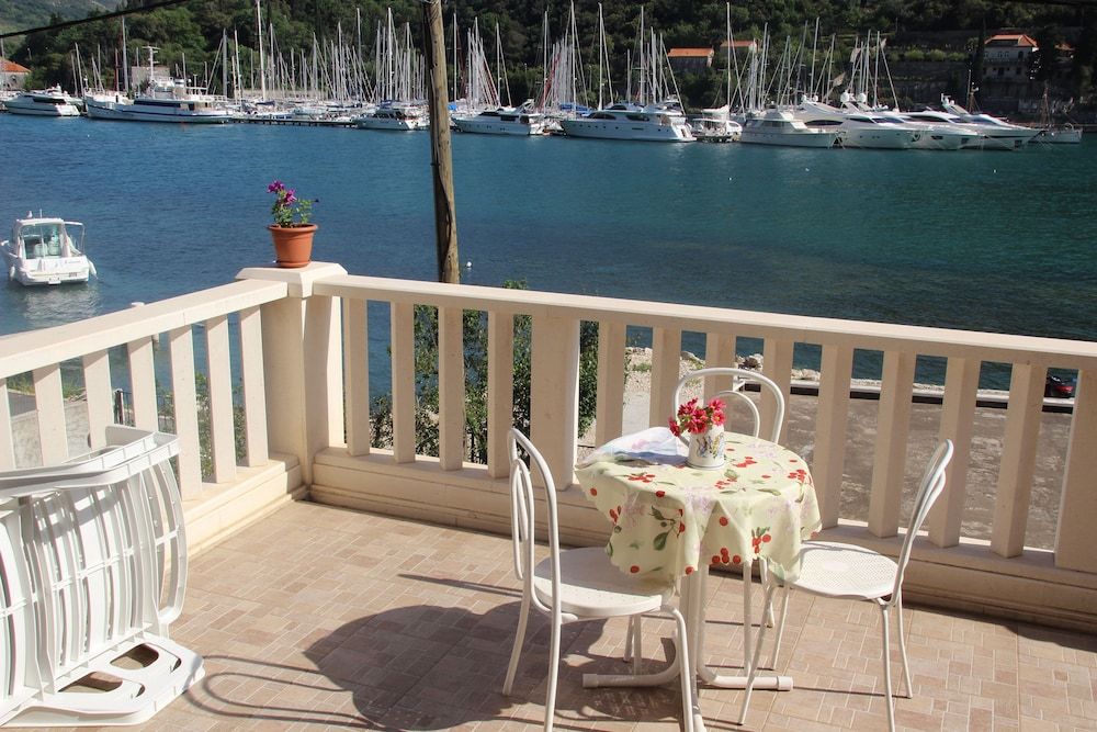 Villa Kety Apartments Apartment, Sea View