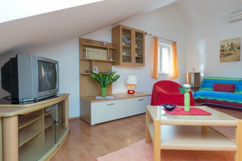 Villa Kety Apartments Deluxe Apartment 13