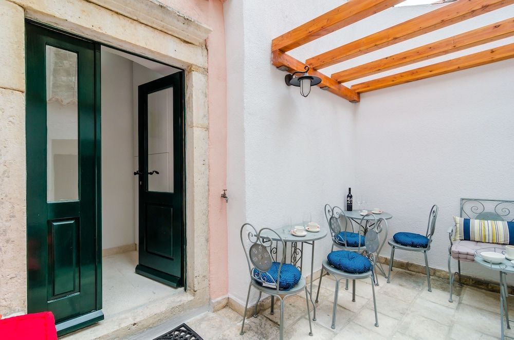 undefined Cinema View House 9