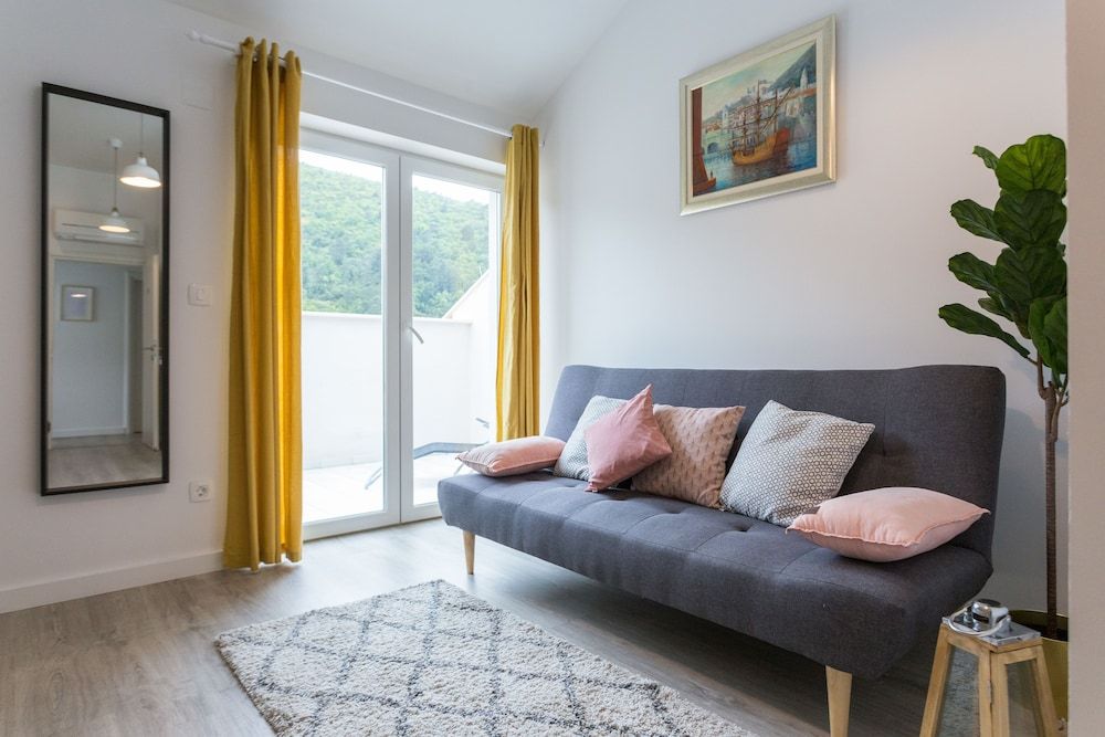 Apartment, Sea View (East Breeze)