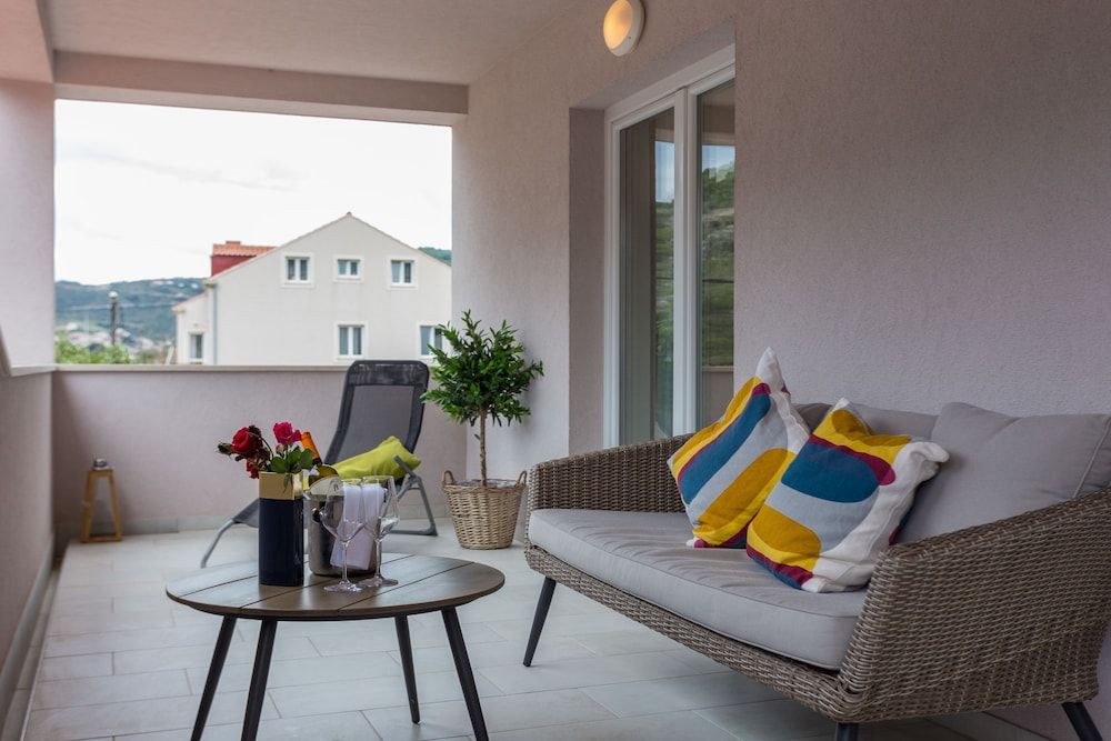 Villa Bogo - Galijun Apartment with Jacuzzi and Sea View(Wind Rose) 16