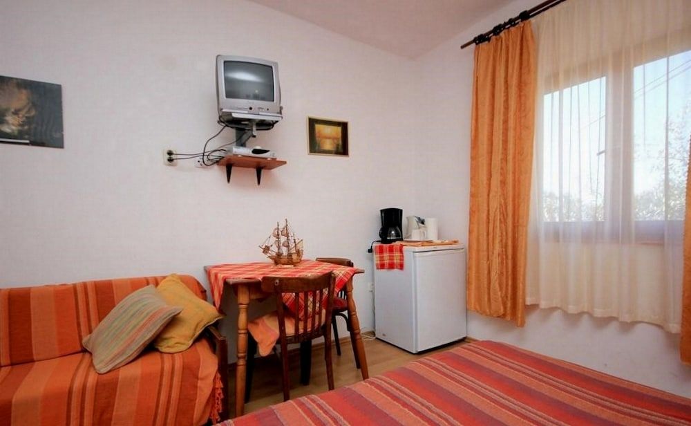 Villa Ro-Ela