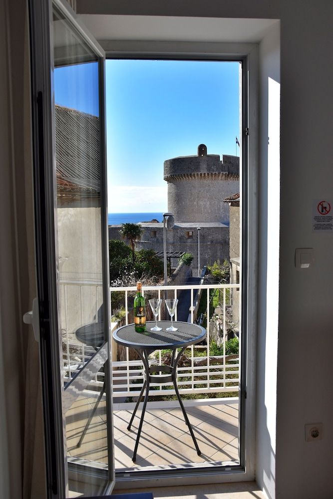 Apartments Aurelia Double Room, Balcony, Sea View 7