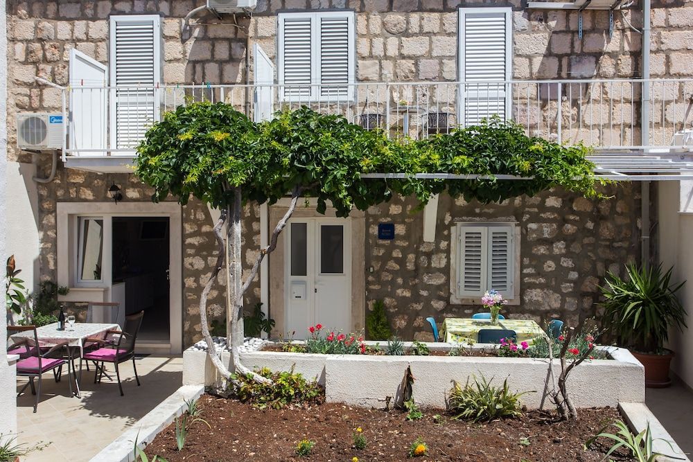 undefined Apartments Aurelia 5