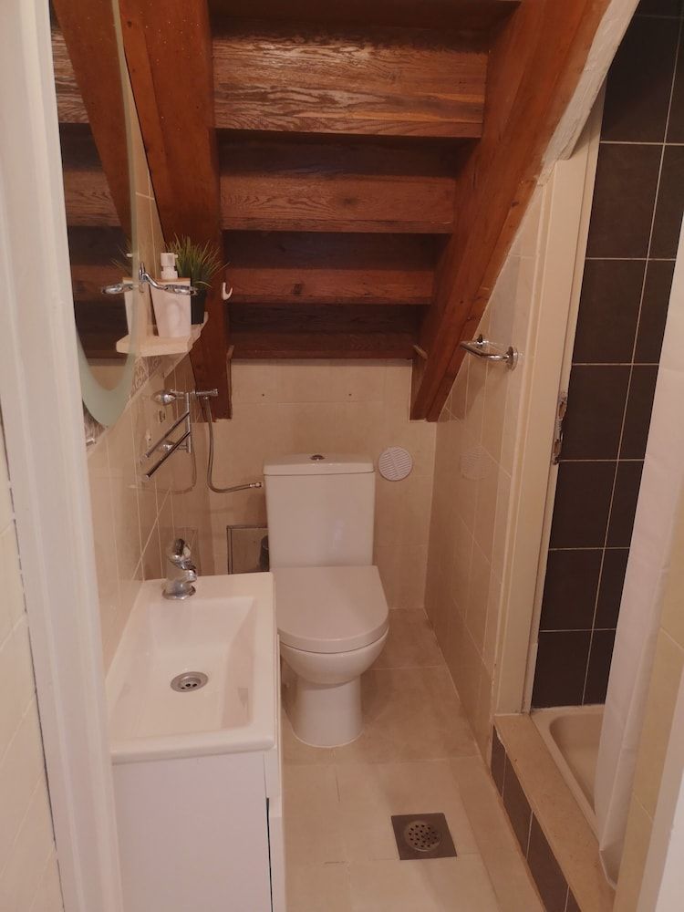 Old Town Economy Apartments Economy House 16