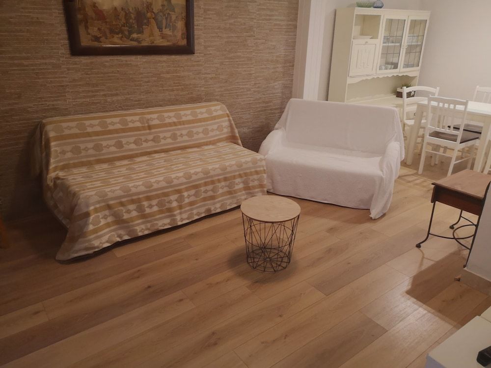 Old Town Economy Apartments Economy House 12