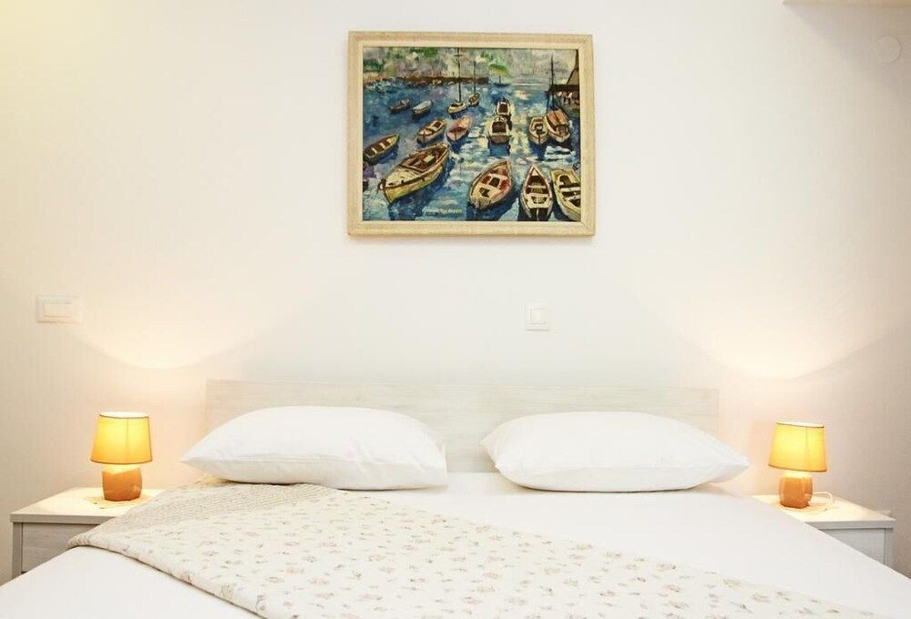 undefined Hortenzia House 9