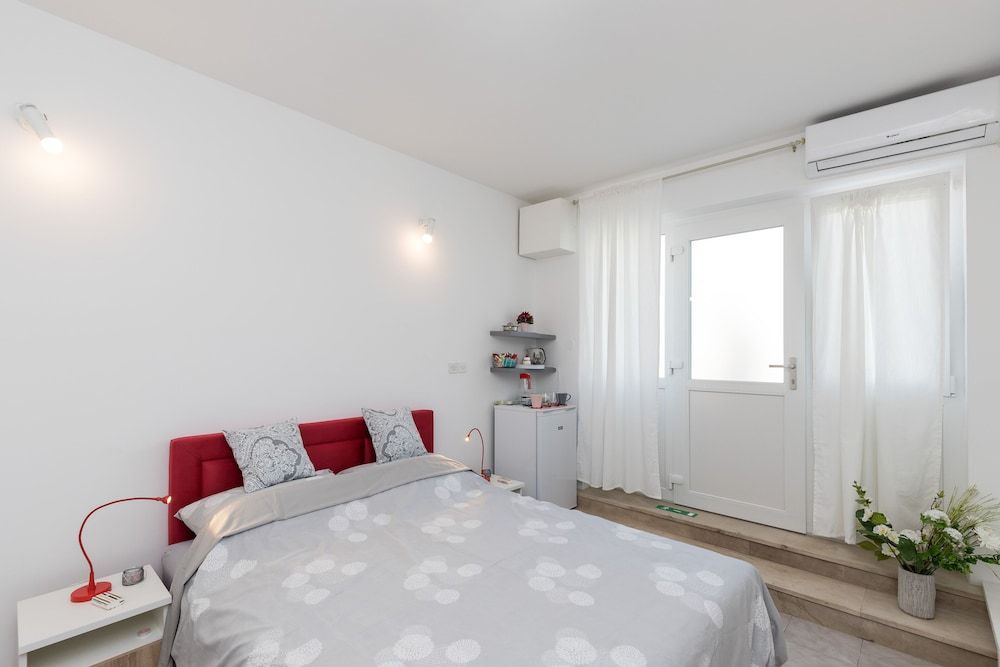 undefined Room Primi