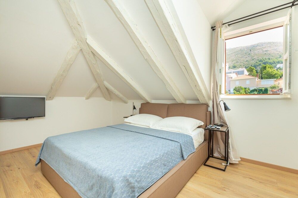 undefined Boutique Villa Root 4