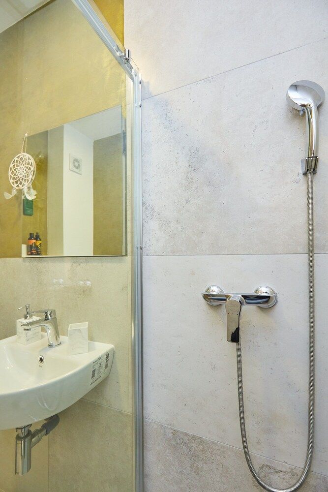 Boutique Villa Root Standard Loft, 1 Double Bed 2