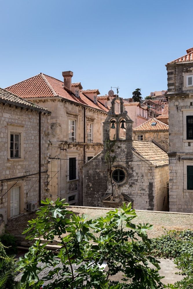 undefined City Center Rooms 8