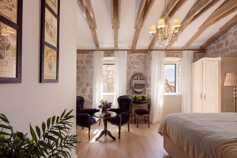 Vivaldi Double Room (Deluxe Double Room) 10