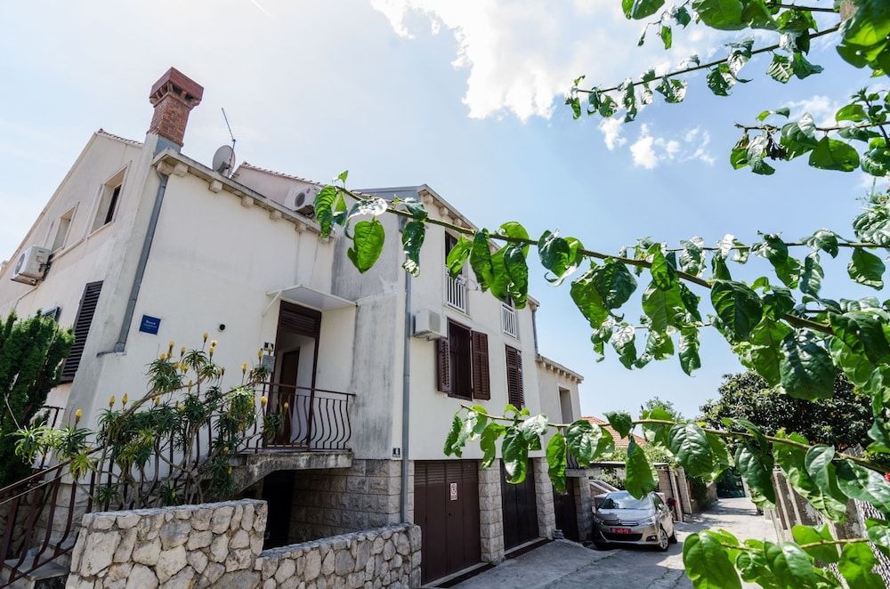 undefined Apartmani Princ Hrvoje 7