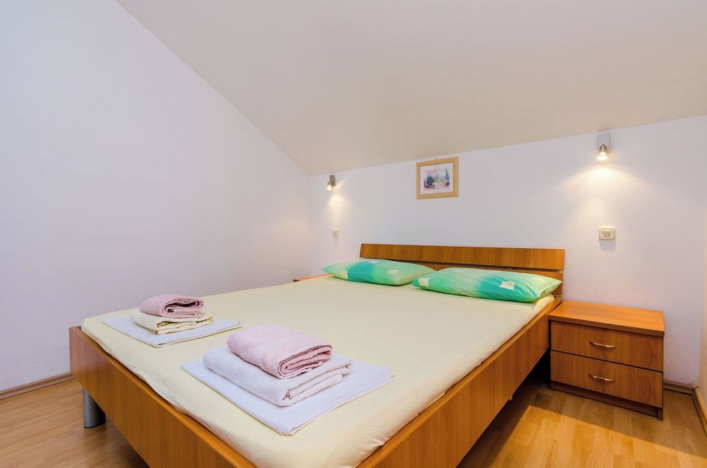 Apartmani Princ Hrvoje Apartment (Studio With Balcony) 2